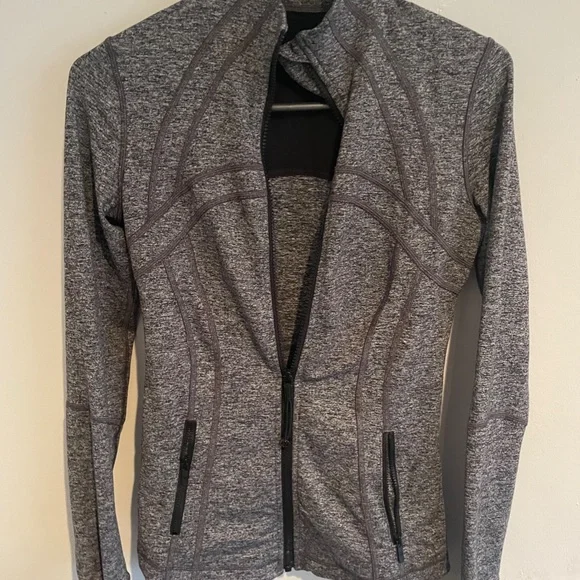 Lululemon Define Jacket - Picture 2 of 6